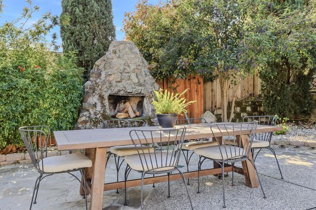 11220 Sunrise Ridge, Auburn, CA 95603