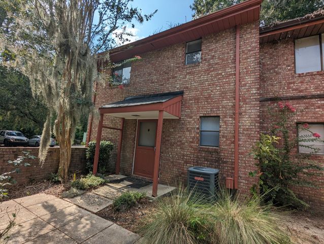 4370 Great Oak Drive, North Charleston, SC 29418