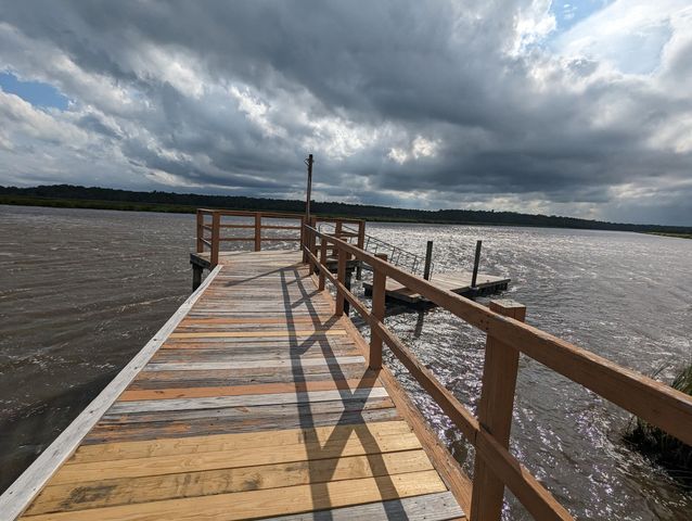 4370 Great Oak Drive, North Charleston, SC 29418