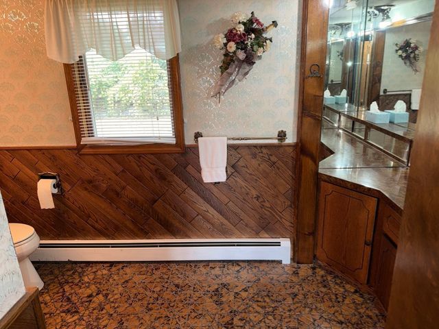 171 Huron Ave, Holyoke, MA 01040