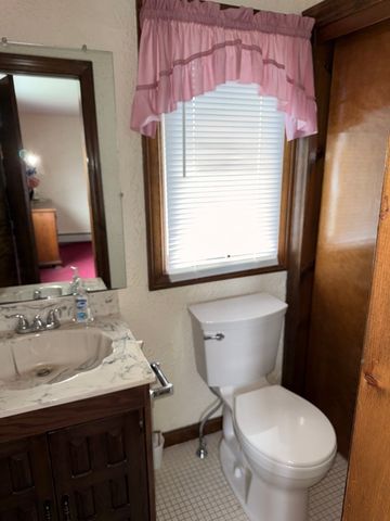 171 Huron Ave, Holyoke, MA 01040