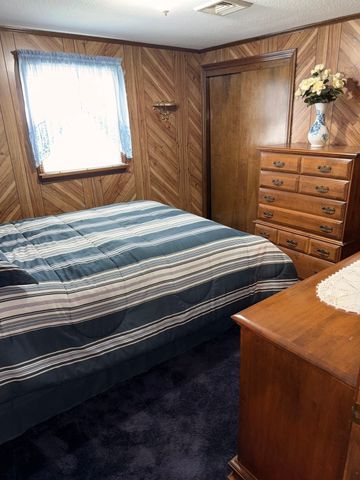 171 Huron Ave, Holyoke, MA 01040