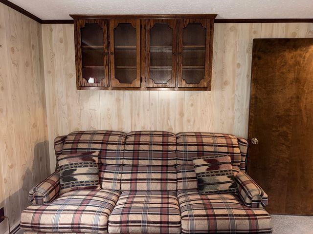 171 Huron Ave, Holyoke, MA 01040