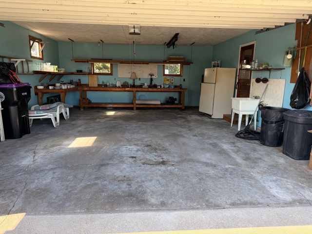 171 Huron Ave, Holyoke, MA 01040