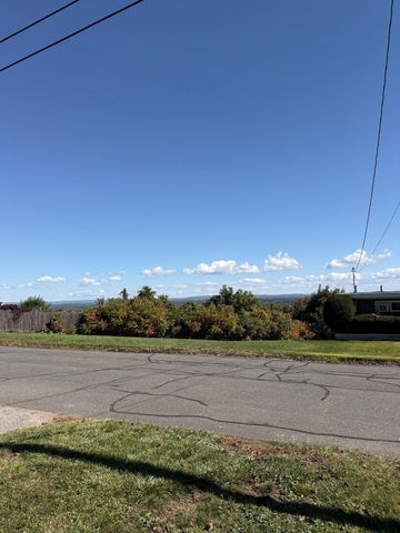 171 Huron Ave, Holyoke, MA 01040