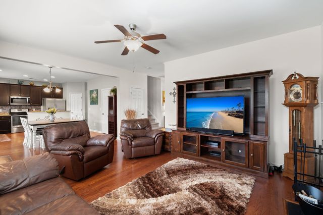 182 Highwoods Plantation Avenue, Summerville, SC 29485