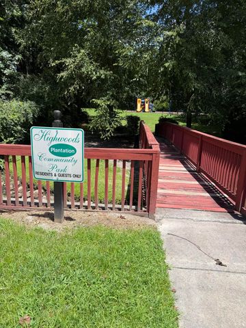 182 Highwoods Plantation Avenue, Summerville, SC 29485