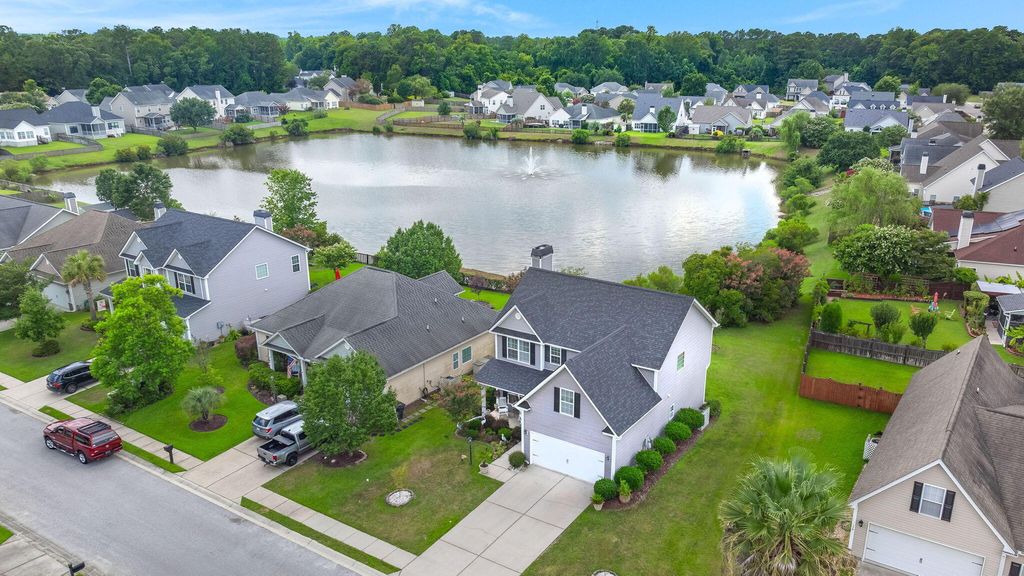 182 Highwoods Plantation Avenue, Summerville, SC 29485