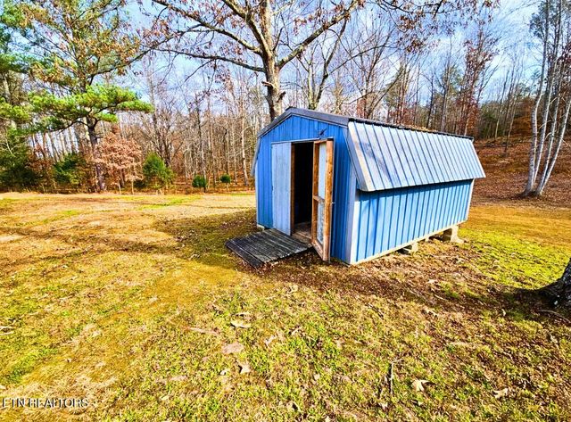 571 County Road 50, Athens, TN 37303