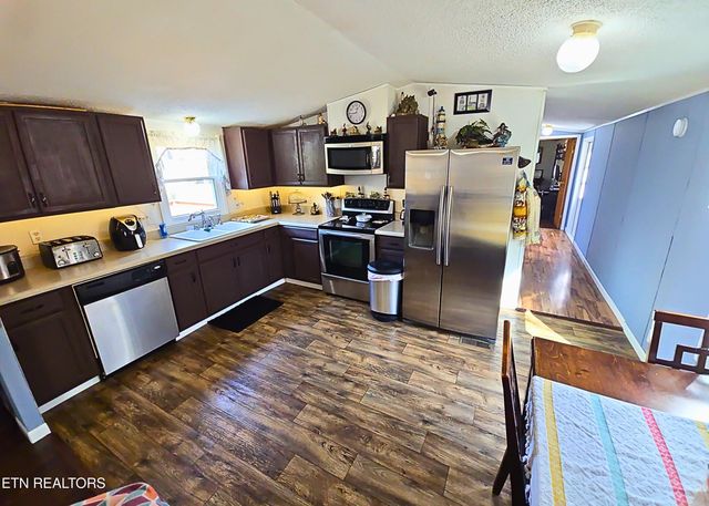 571 County Road 50, Athens, TN 37303