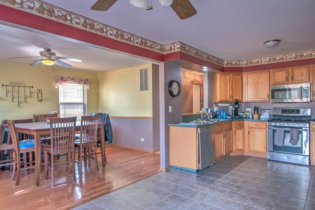 5307 W Park Lane, Monee, IL 60449