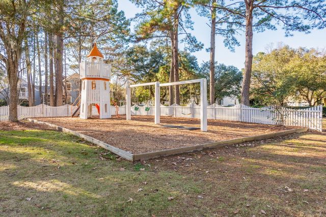 302 Island Park Drive, Charleston, SC 29492