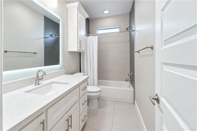 2302 Lakeview Drive, Mission, TX 78576
