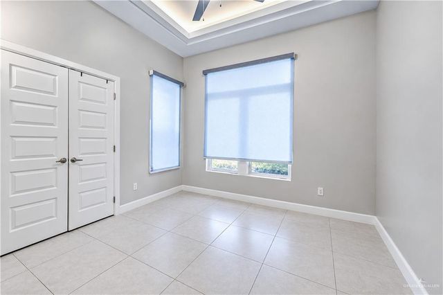 2302 Lakeview Drive, Mission, TX 78576