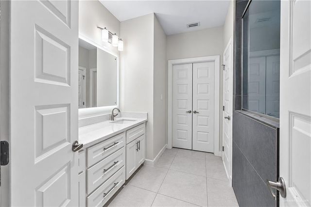 2302 Lakeview Drive, Mission, TX 78576
