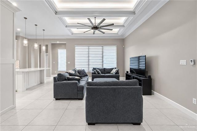 2302 Lakeview Drive, Mission, TX 78576