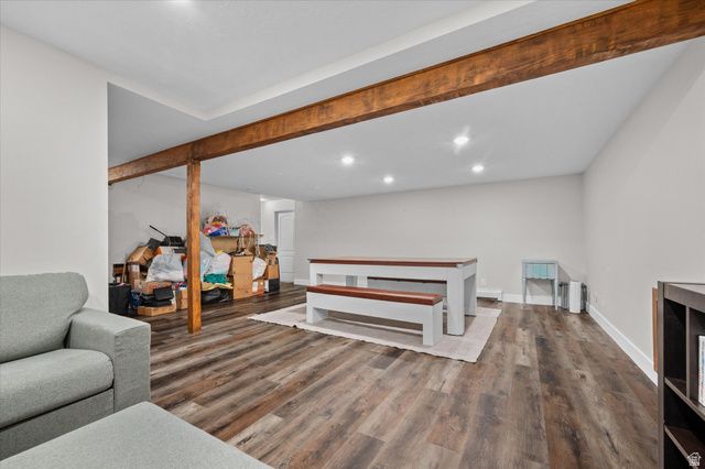 5530 S 100 W, Washington Terrace, UT 84405