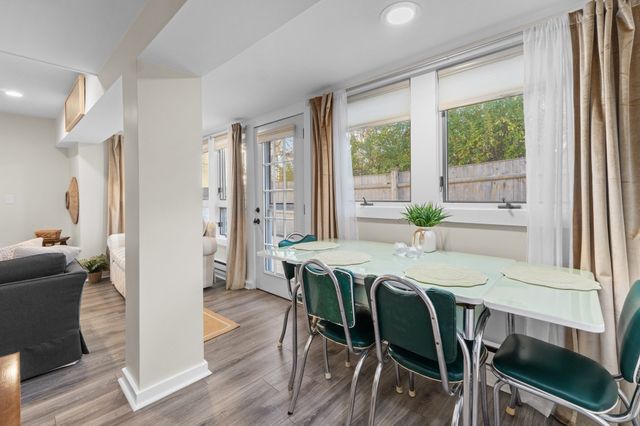 11 Broadway Avenue C, Rockport, MA 01966