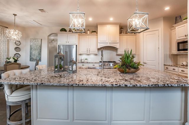 43 W Sawyer Ridge Drive, Spring, TX 77389