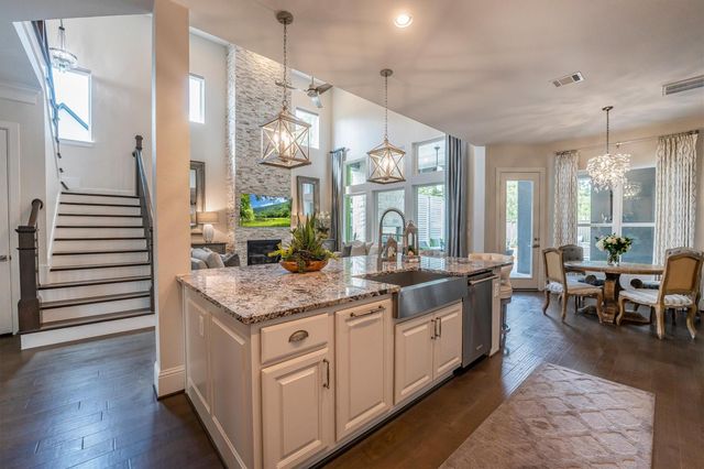 43 W Sawyer Ridge Drive, Spring, TX 77389