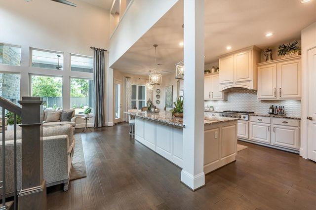 43 W Sawyer Ridge Drive, Spring, TX 77389