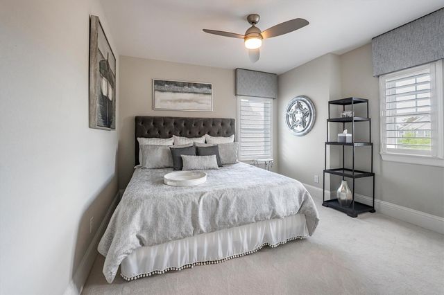 43 W Sawyer Ridge Drive, Spring, TX 77389