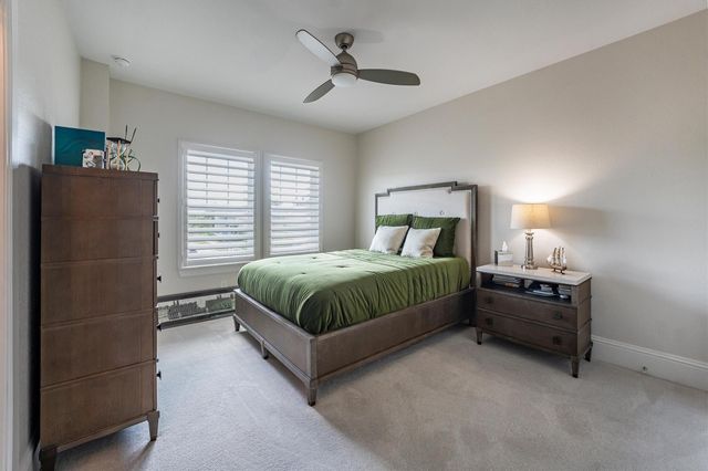 43 W Sawyer Ridge Drive, Spring, TX 77389