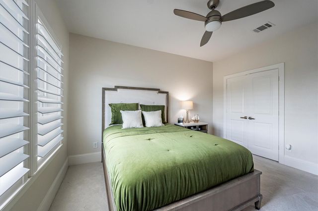 43 W Sawyer Ridge Drive, Spring, TX 77389