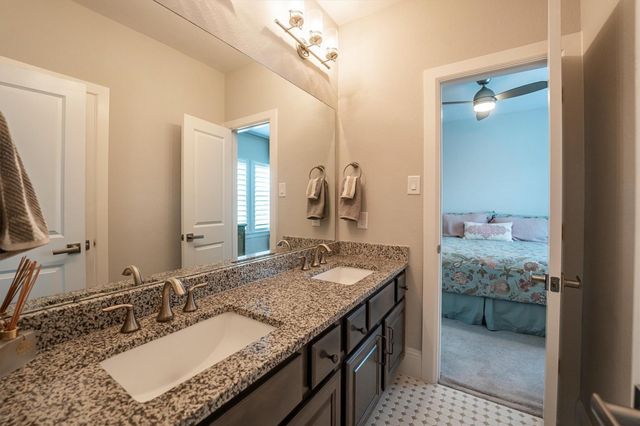43 W Sawyer Ridge Drive, Spring, TX 77389