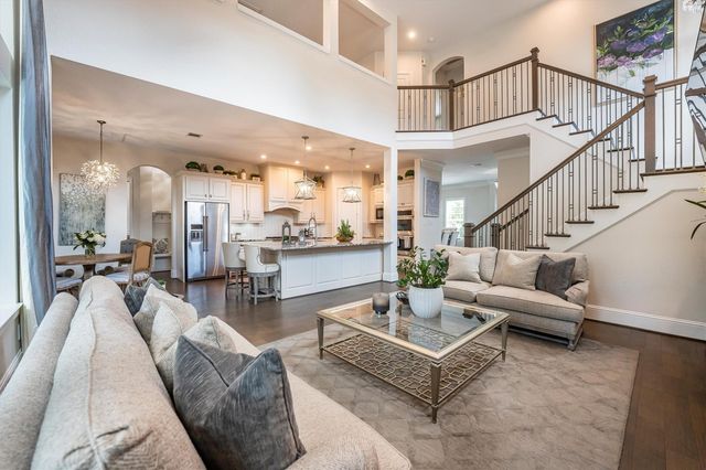 43 W Sawyer Ridge Drive, Spring, TX 77389