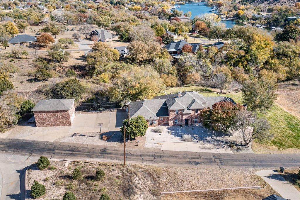 143 BAYSHORE Drive, Amarillo, TX 79118