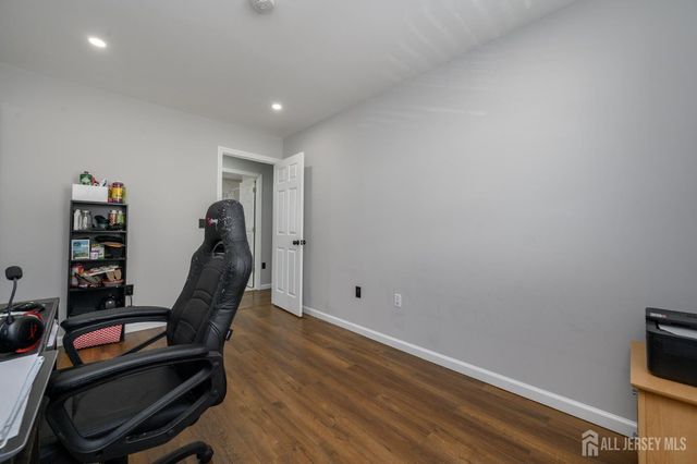 827 Lincoln Avenue, Manville, NJ 08835