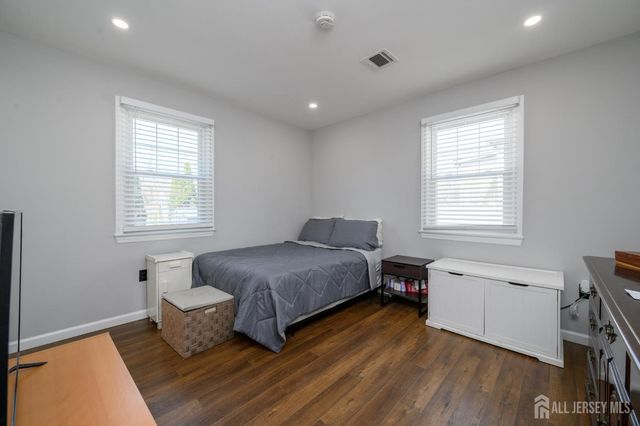 827 Lincoln Avenue, Manville, NJ 08835