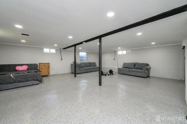 827 Lincoln Avenue, Manville, NJ 08835