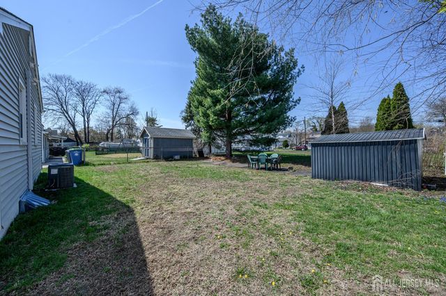 827 Lincoln Avenue, Manville, NJ 08835