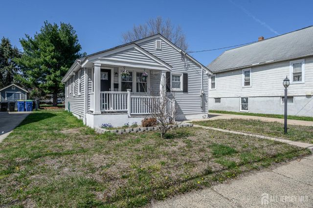 827 Lincoln Avenue, Manville, NJ 08835