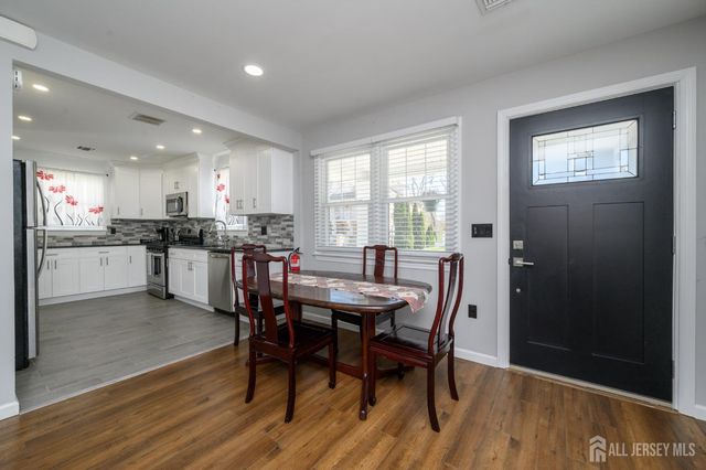 827 Lincoln Avenue, Manville, NJ 08835