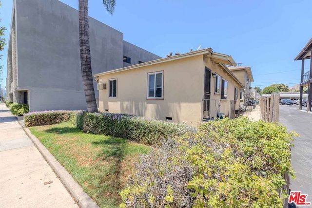 233 E Alameda Avenue A, Burbank, CA 91502