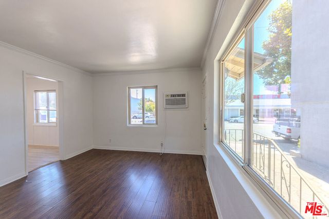 233 E Alameda Avenue A, Burbank, CA 91502