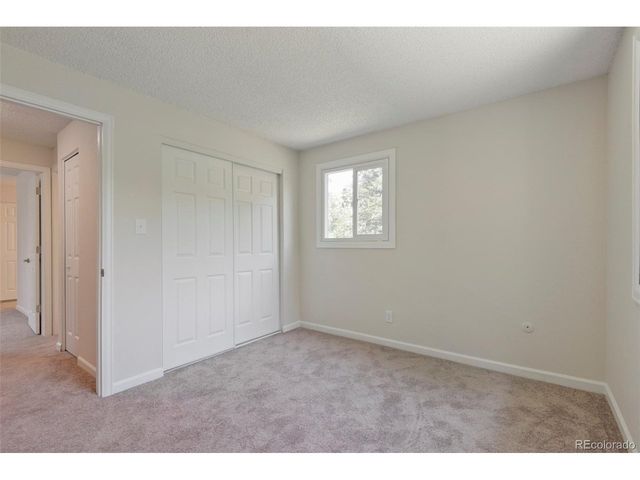 3044 S Macon Cir, Aurora, CO 80014