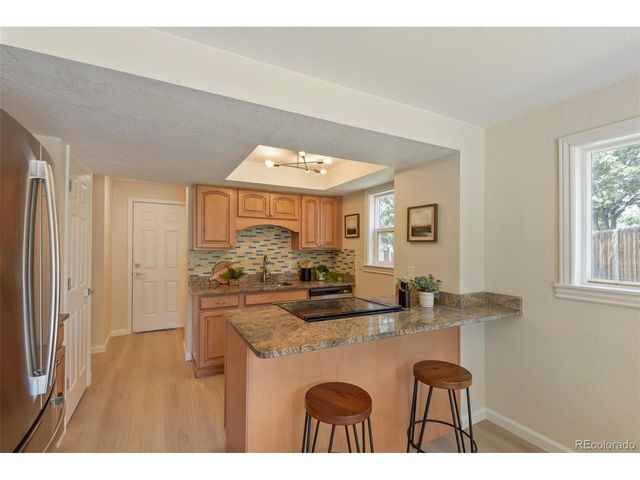 3044 S Macon Cir, Aurora, CO 80014