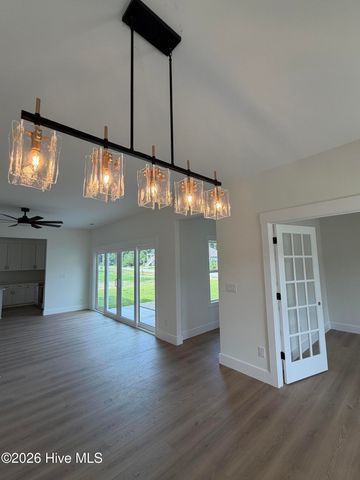 229 Gus Horne Road, Holly Ridge, NC 28445