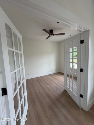 229 Gus Horne Road, Holly Ridge, NC 28445
