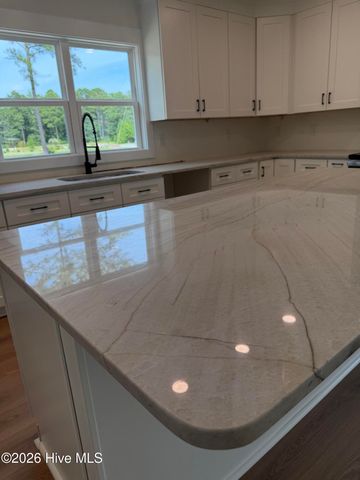229 Gus Horne Road, Holly Ridge, NC 28445