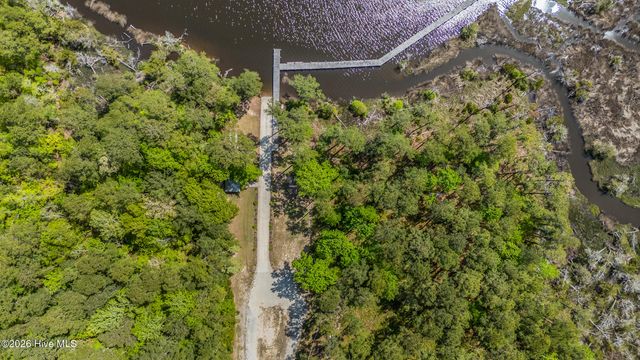 229 Gus Horne Road, Holly Ridge, NC 28445
