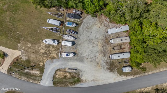 229 Gus Horne Road, Holly Ridge, NC 28445