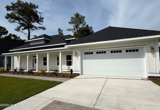 229 Gus Horne Road, Holly Ridge, NC 28445