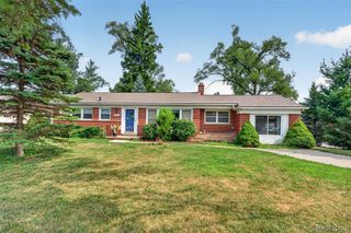28014 6 Mile Road, Livonia, MI 48152