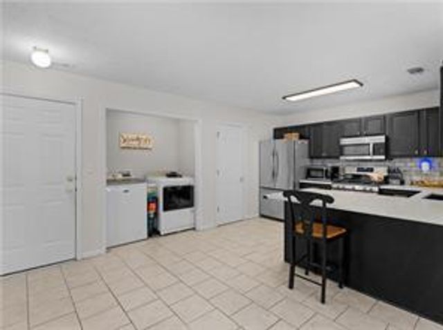 209 Brannans Walk, Mcdonough, GA 30253