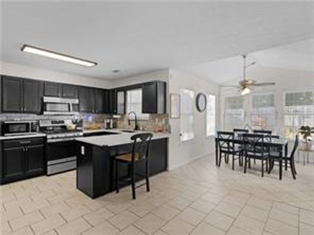 209 Brannans Walk, Mcdonough, GA 30253